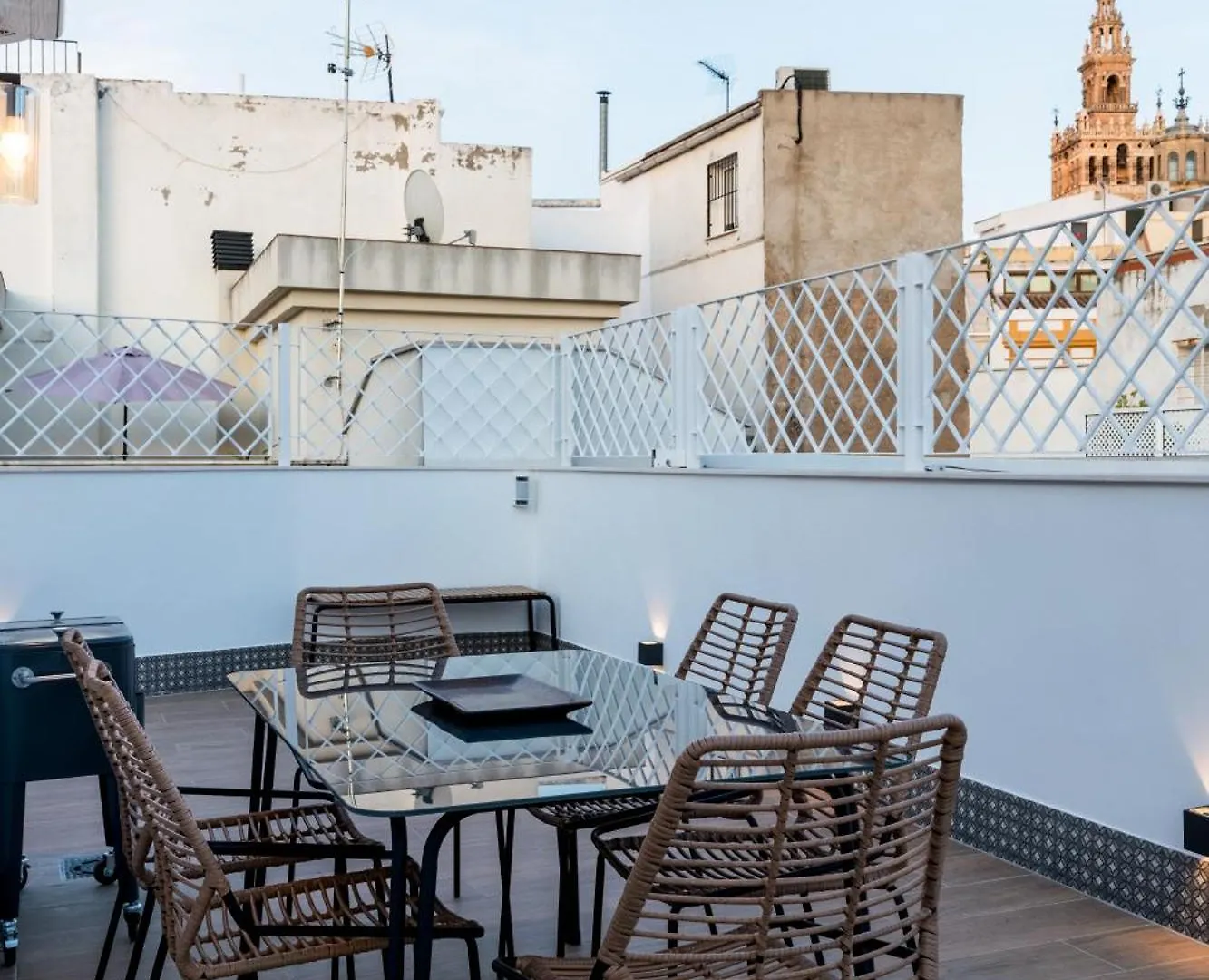Duplex De Lujo Junto A La Catedral Terraza Privada Con Vistas A La Giralda Apartment Seville 0*,  Spain