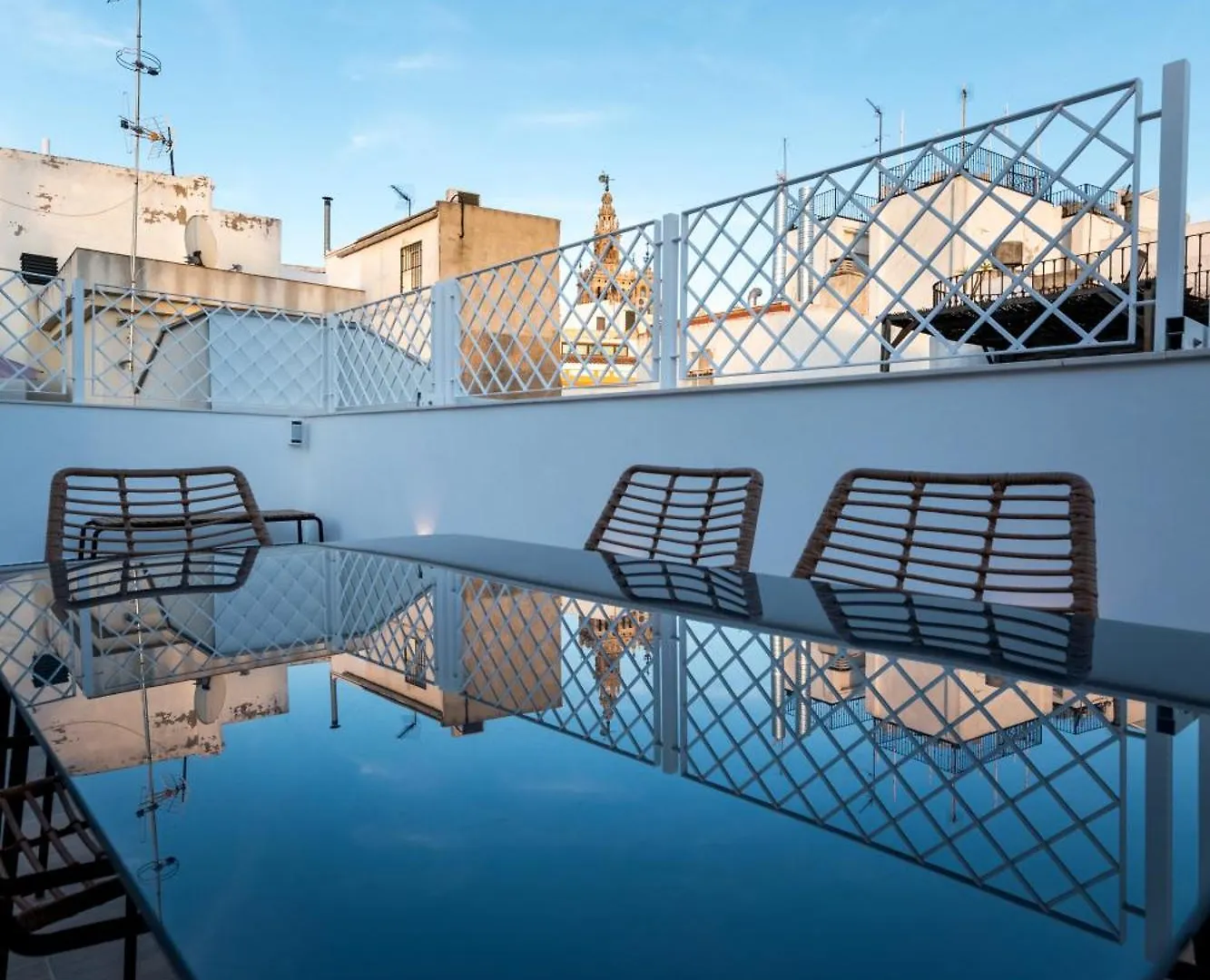 Duplex De Lujo Junto A La Catedral Terraza Privada Con Vistas A La Giralda Apartment Seville