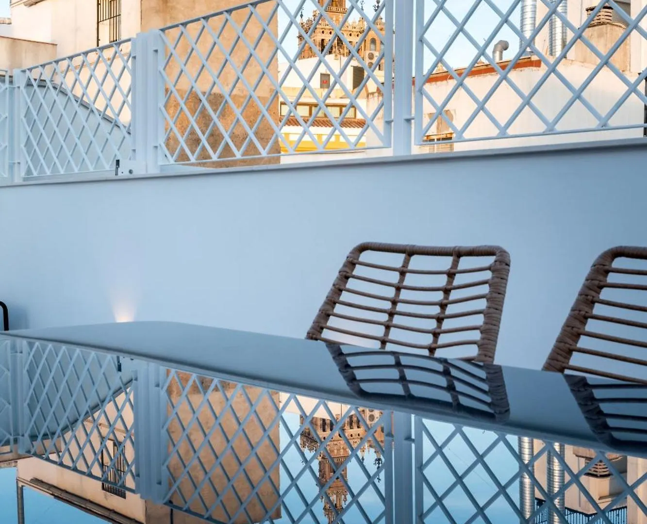 Duplex De Lujo Junto A La Catedral Terraza Privada Con Vistas A La Giralda Apartment Seville