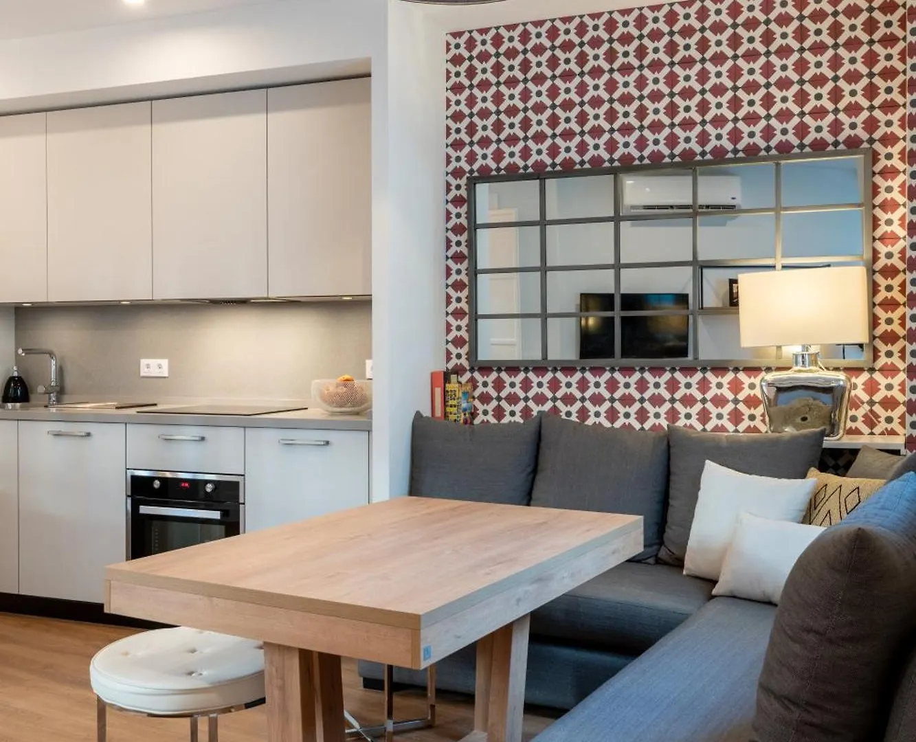 Duplex De Lujo Junto A La Catedral Terraza Privada Con Vistas A La Giralda Apartment Seville